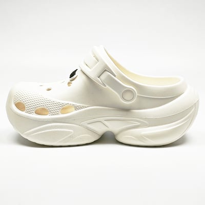 【買1送1】AKIBO搖滾老爹洞洞鞋-牛奶白(女款、6公分厚底增高、輕量、兩穿、防水) / 內附AKIBO品牌鞋扣1個。現在買再送鞋扣組(不挑款)18