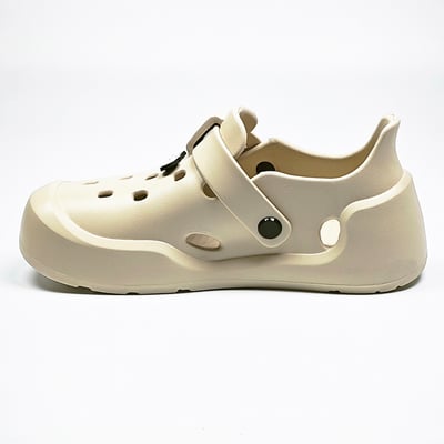 【買1送1】AKIBO全方位機能洞洞鞋-奶油白(中性款、雲朵感、輕量、防水) / 內附AKIBO品牌鞋扣1個。現在買再送鞋扣組(不挑款)14