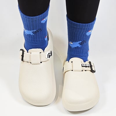 【買1送1】AKIBO潮流耐走勃肯鞋-牛奶白(中性款、輕量、耐走、防水) / 內附AKIBO品牌鞋扣1個。現在買再送鞋扣組(不挑款)7