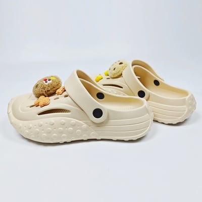 【買1送1】AKIBO戶外機能洞洞鞋-奶茶(中性款、寬楦、雲朵感、輕量、兩穿、防水) / 內附AKIBO品牌鞋扣1個。現在買再送鞋扣組(不挑款)7