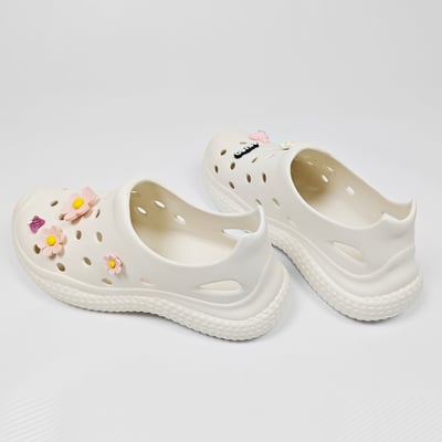 【買1送1】AKIBO帆船洞洞鞋-牛奶白(中性款、輕量、耐走、防水)  / 內附AKIBO品牌鞋扣1個。現在買再送鞋扣組(不挑款)5