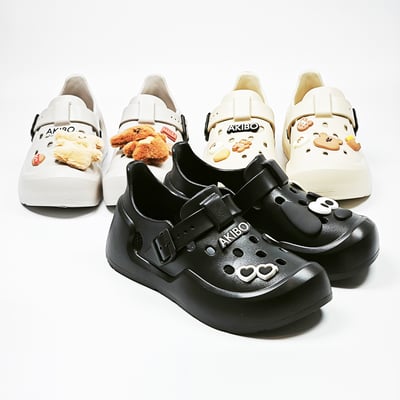 【買1送1】AKIBO全方位機能洞洞鞋-經典黑(中性款、雲朵感、輕量、防水) / 內附AKIBO品牌鞋扣1個。現在買再送鞋扣組(不挑款)17