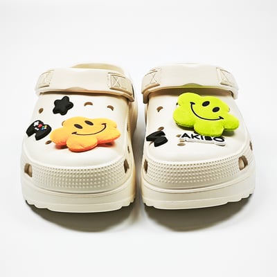 AKIBO微笑双星款洞洞鞋扣(五件組)