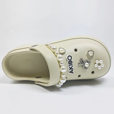 【買1送1】AKIBO極簡厚底洞洞鞋-奶油白(女款、寬楦、耐走、兩穿、防水) / 內附AKIBO品牌鞋扣1個。現在買再送鞋扣組(不挑款)13