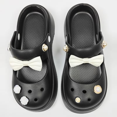 【買1送1】AKIBO瑪莉珍洞洞鞋-經典黑(女款、4.5公分厚底增高、雲朵感、輕量、兩穿、防水) / 內附AKIBO品牌鞋。現在買再送鞋扣組(不挑款)扣1個2