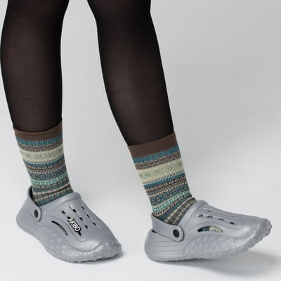 【買1送1】AKIBO戶外機能洞洞鞋-質感灰(中性款、寬楦、雲朵感、輕量、兩穿、防水) / 內附AKIBO品牌鞋扣1個。現在買再送鞋扣組(不挑款)8