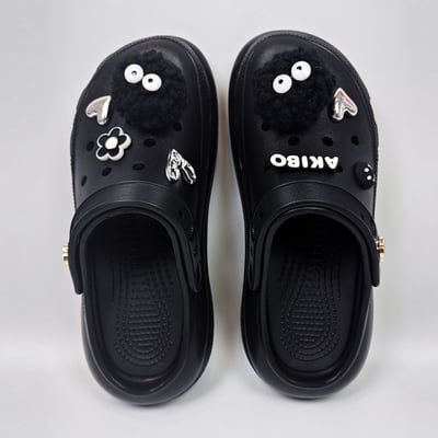 【買1送1】AKIBO老爹洞洞鞋-經典黑(女款、7公分厚底增高、寬楦、輕量、兩穿、防水) / 內附AKIBO品牌鞋扣1個。現在買再送鞋扣組(不挑款)4