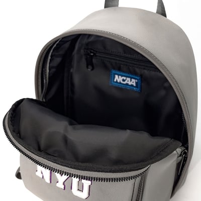 NCAA紐約大學NYU經典Logo小後背包-灰9