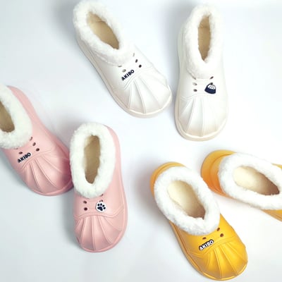 【買1送1】AKIBO毛毛洞洞短靴-櫻花粉(女款、4公分厚底增高、雲朵感、輕量、保暖) / 內附AKIBO品牌鞋扣2個。現在買再送鞋扣組(不挑款)17