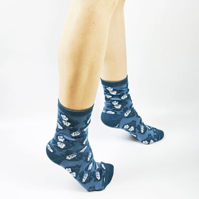 AKIBO日系碎花拼色中筒襪(三件組)-女款6