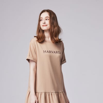 NCAA哈佛大學Harvard經典Logo洋裝-深卡其3