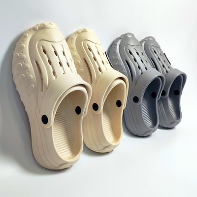 【買1送1】AKIBO戶外機能洞洞鞋-奶茶(中性款、寬楦、雲朵感、輕量、兩穿、防水) / 內附AKIBO品牌鞋扣1個。現在買再送鞋扣組(不挑款)18