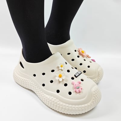 【買1送1】AKIBO帆船洞洞鞋-牛奶白(中性款、輕量、耐走、防水)  / 內附AKIBO品牌鞋扣1個。現在買再送鞋扣組(不挑款)11