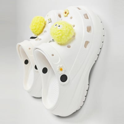 【買1送1】AKIBO老爹洞洞鞋-牛奶白(女款、7公分厚底增高、寬楦、輕量、兩穿、防水) / 內附AKIBO品牌鞋扣1個。現在買再送鞋扣組(不挑款)4