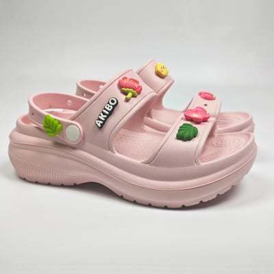 【買1送1】AKIBO千層洞洞鞋-櫻花粉(女款、耐走、兩穿、防水) / 內附AKIBO品牌鞋扣1個。現在買再送鞋扣組(不挑款)13