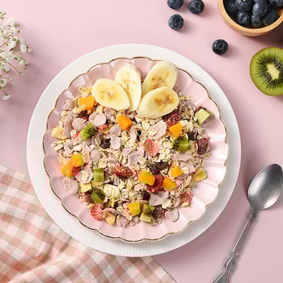 【米森 Vilson】水蜜桃草莓麥片 300g｜即沖即食｜高纖營養｜無加糖水果片2