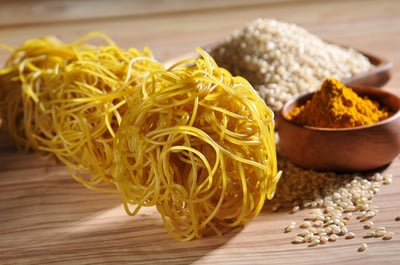 【源順食品】有機薑黃糙米麵條 240g｜全穀無麩質｜零添加物｜自然Q彈養生麵2