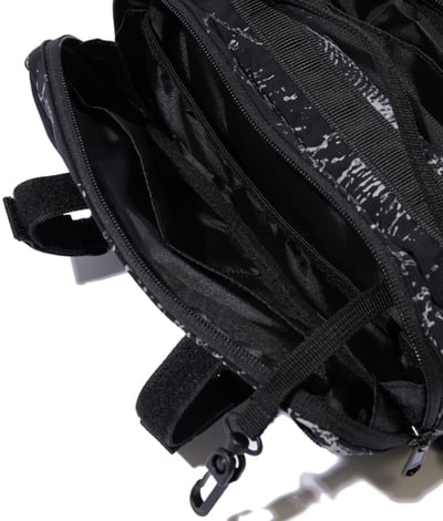 Superfast x VIRUSWORLD BAG 聯名雙棲包8