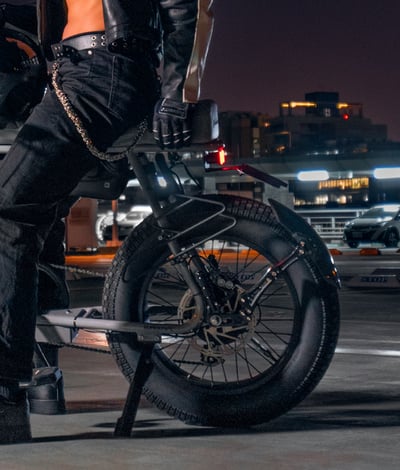 ID-S | 鋼鐵銀灰 | 限定特製版3