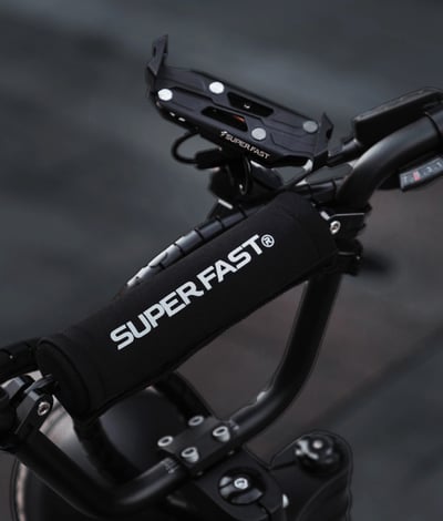 GUARDAMPER 黑刃手機架4