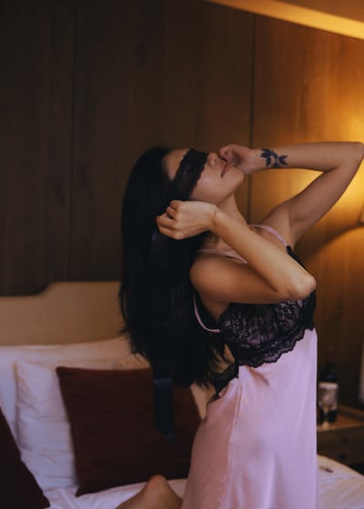 French 純慾美背蕾絲緞面睡衣4