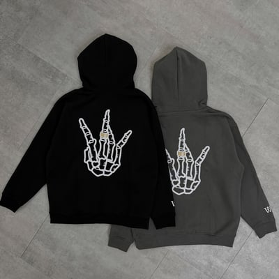 W or die Hoodie6
