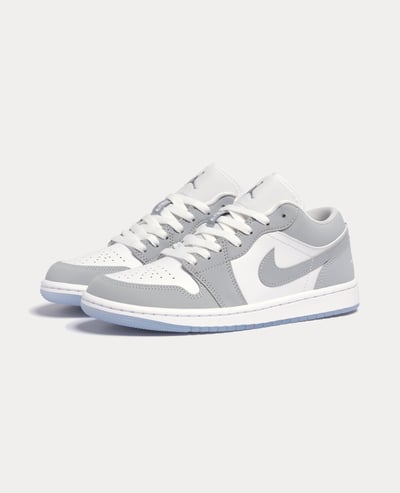 Nike W Air Jordan 1 Low1