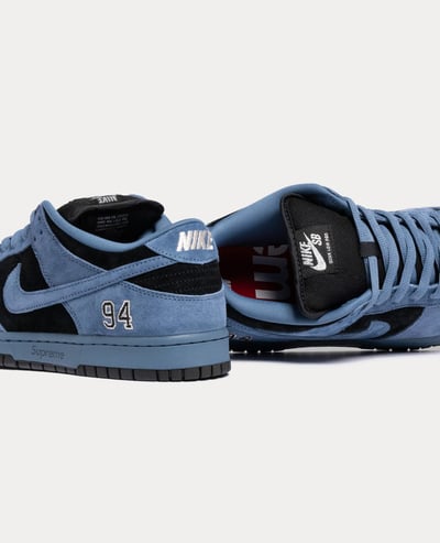 Supreme X Nike SB Dunk Low 943