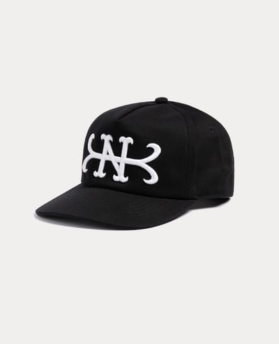 oMA NY Queen Hat1