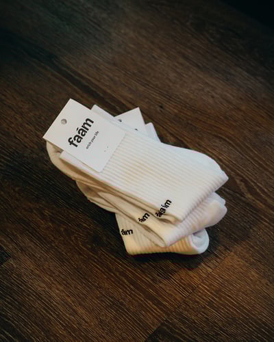 Faam Essential Crew Socks3