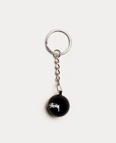 Stüssy 8 Ball Keychain2