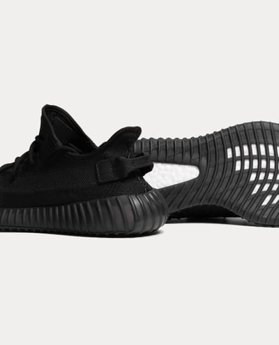 adidas Yeezy Boost 350 V23