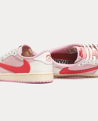 Travis Scott x Air Jordan 1 Low OG3