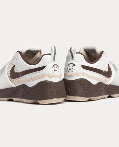 Travis Scott x Nike Zoom Field Jaxx3