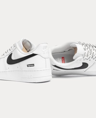Supreme x Nike Air Force 1 Low3