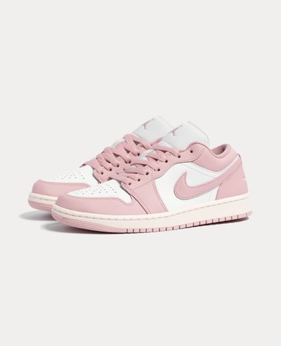 Nike W Air Jordan 1 Low1