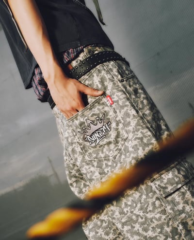 9090 King Logo Assort Cargo Shorts3