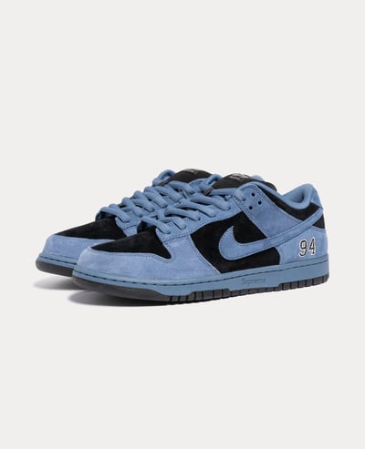 Supreme X Nike SB Dunk Low 941