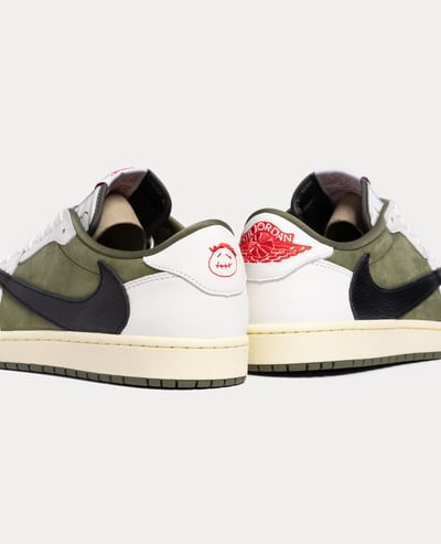 Travis Scott x Air Jordan 1 Low3