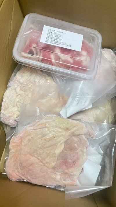 【比臉還大】美國去骨雞腿排300g｜買就送肉肉2選16