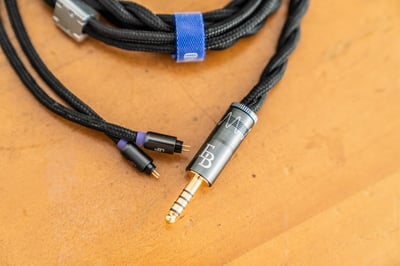 香港 EarrBOND 雜訊破壞者 Finnie Balance Cable 耳機升級線 4.4MM CM 0.78 附MMCX 轉接頭3