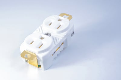 Monitor Acoustics 靜神 MARS 音響級隔離電源插座 接地隔離結構｜從電源起點，讓系統更安靜穩定4