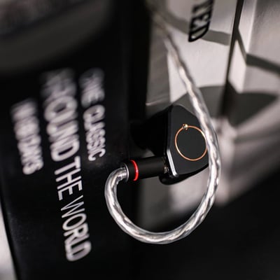 興戈 SIMGOT SuperMix 4 四單元混合式驅動 入耳式耳機 耳道 CM 0.789