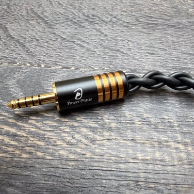 大力揚 Power Praise CAB220 闇 Dark 四芯 5N 單結晶無氧銅 4.4mm AUX 音訊連接線｜厚實沉穩，讓平衡訊號更有包圍感2