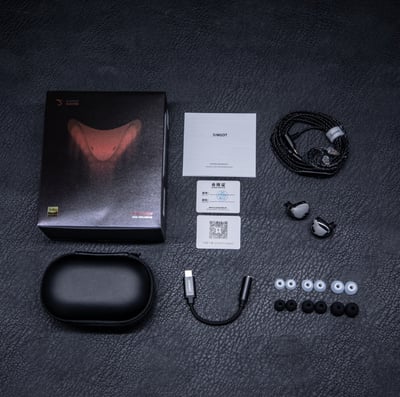 SIMGOT EG280 混合式 1 動圈 + 1 平板 Hi-Fi 遊戲 入耳式耳機｜零延遲有線傳輸 × 內附 USB-C DAC × 精準聲音定位3