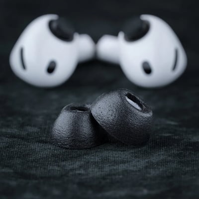 美國 Comply™ TrueGrip Premium 泡棉耳塞 for AirPods Pro 3｜穩定貼合×長時間舒適升級4