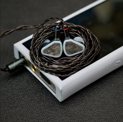 SYMPHONIUM AUDIO GIANT 巨靈 入耳式耳機｜極致音場 × 革新聲學8