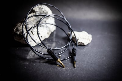 Power Praise 巫師Sorcier 單邊出線 耳機升級線  HD598 M50X SRH840 MDR-1A6