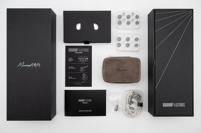 MOONDROP 水月雨 Illustrious 光輝 11mm 專利動圈入耳式耳機 – 參考級錄音監聽新旗艦12