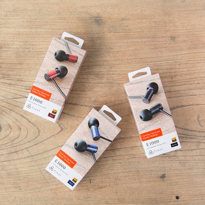 日本 final E1000 耳道式耳機  黑/紅/藍 三色7